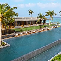 Infinity Pool - Alila Kothaifaru Maldives