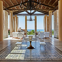 Lobby - The Romanos, a Luxury Collection Resort