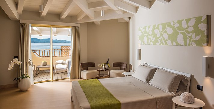 Executive Room Sea View - VOI CalaCuncheddi Resort