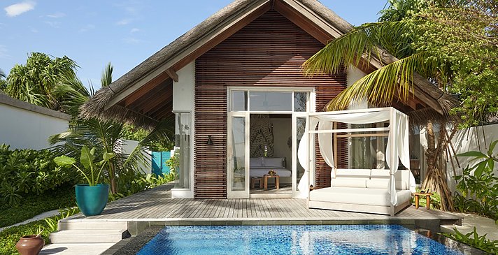 Deluxe Beach Sunrise Villa mit Pool - Sirru Fen Fushi