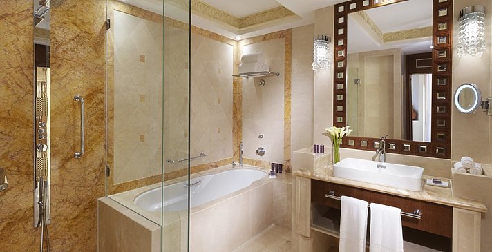 Executive Suite Badezimmer - Al Bustan Palace, A Ritz-Carlton Hotel