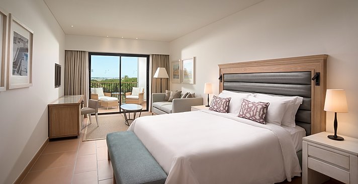 Junior Ocean Suite (Modellbild: Ausblick kann abweichen) - Pine Cliffs, a Luxury Collection Resort, Algarve