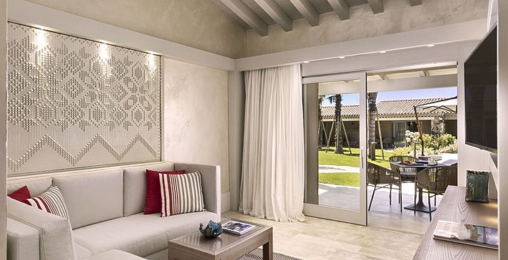 Laguna View Suite - 7Pines Resort Sardinia 