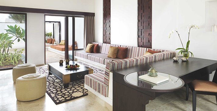 One Bedroom Garden View Pool Villa Wohnbereich - Al Baleed Resort Salalah by Anantara