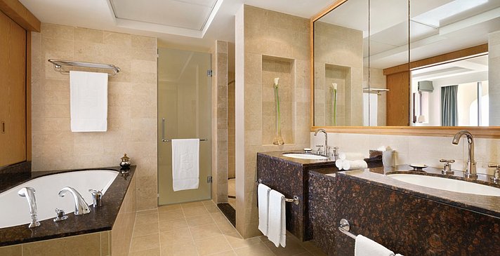 One Bedroom Suite Badezimmer - Shangri-La Barr Al Jissah - Al Bandar
