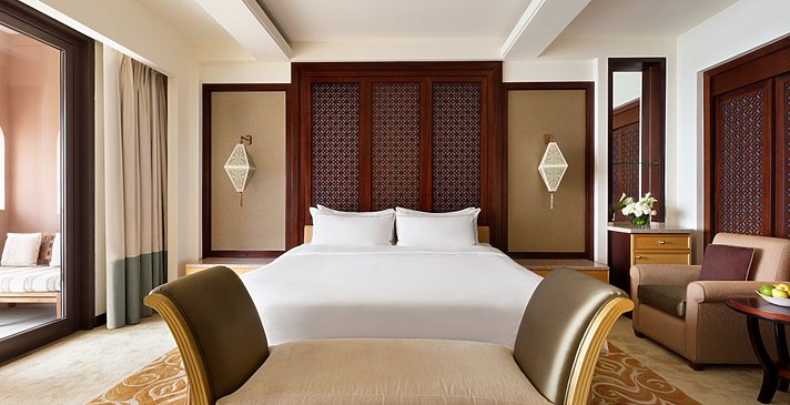 One Bedroom Suite - Shangri-La Al Husn Resort & Spa