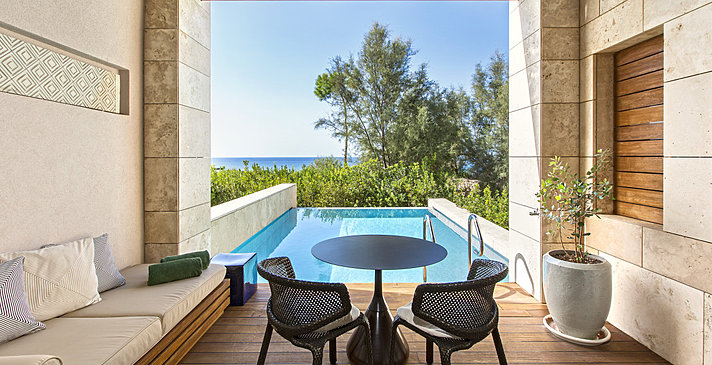 Premium Infinity Room - The Romanos, a Luxury Collection Resort