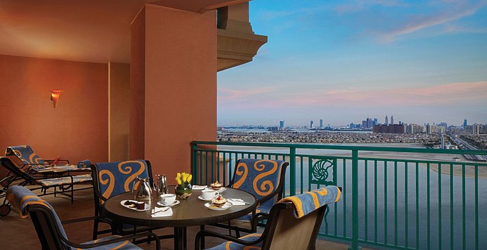 Terrace Club Suite - Atlantis The Palm Dubai