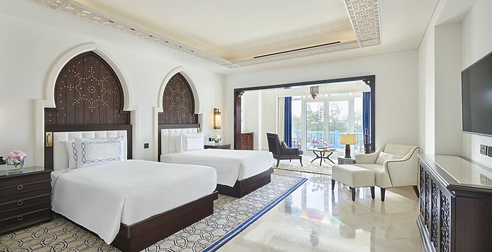 Two Bedroom Beach Villa mit Pool zweites Schlafzimmer - Hilton Salwa Beach Resort