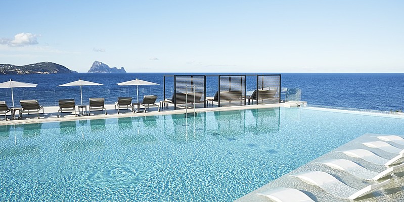 Adults Only Infinity Pool - 7Pines Resort Ibiza